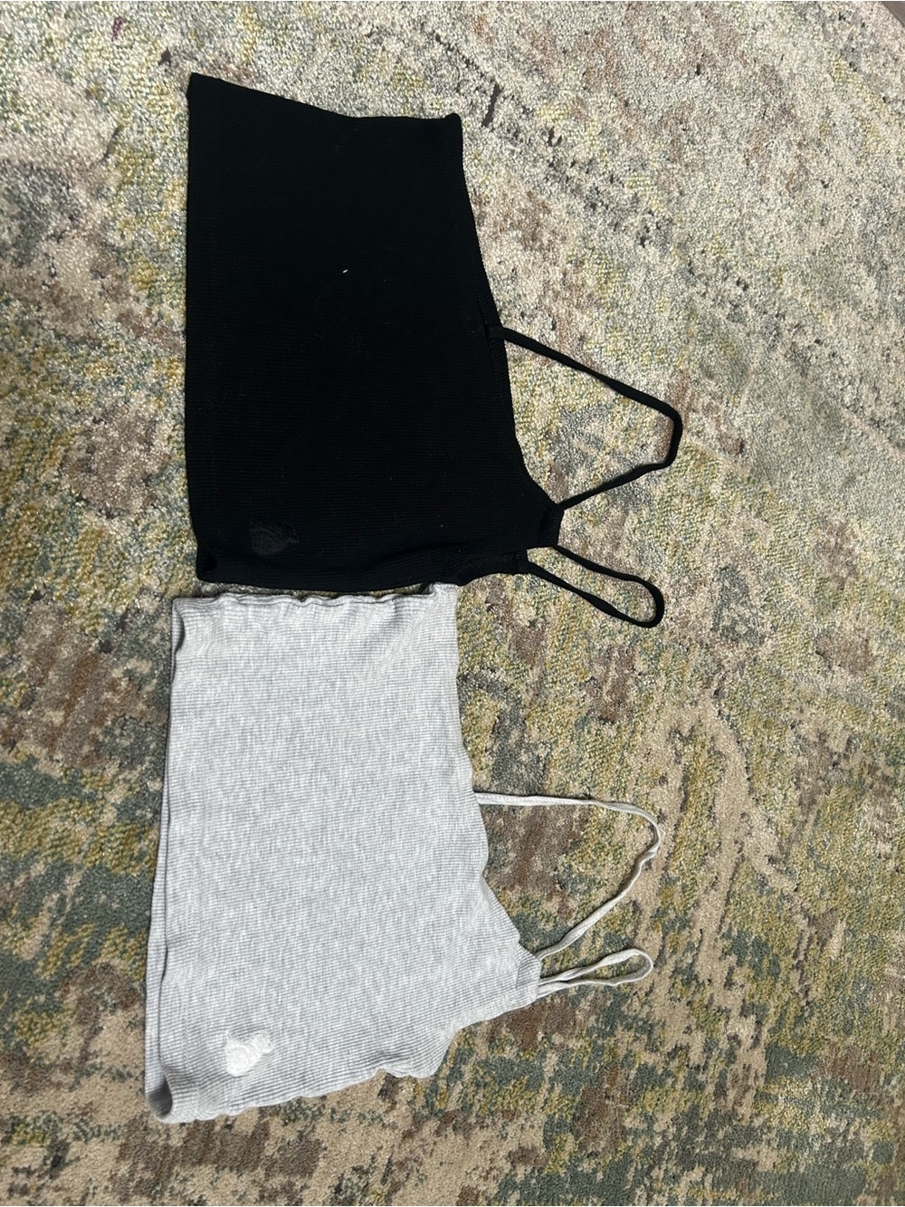 2-Pack Tank Tops — Black & Light Gray